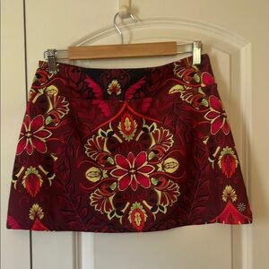 Athleta mini skirt burgundy floral Medium